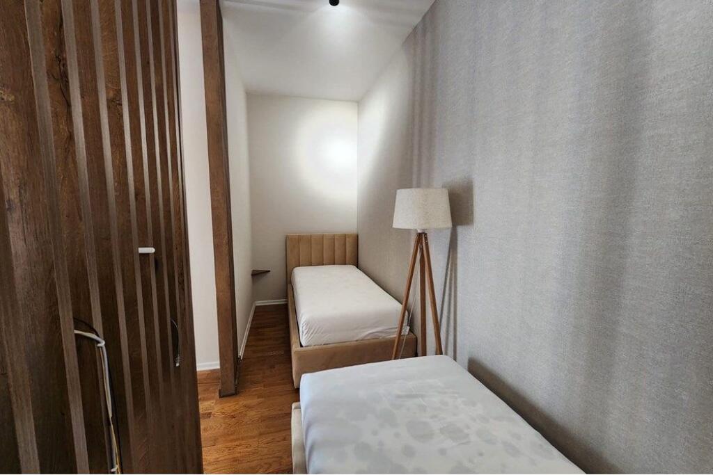Apartament 1+1 me qira te Rr Barikadave!