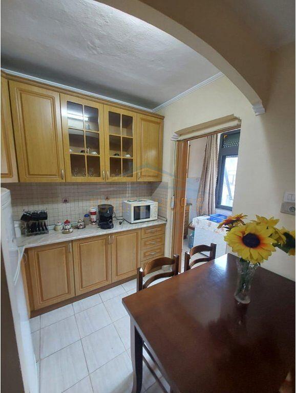 Apartament 1+1, Ali Demi, Tiranë.