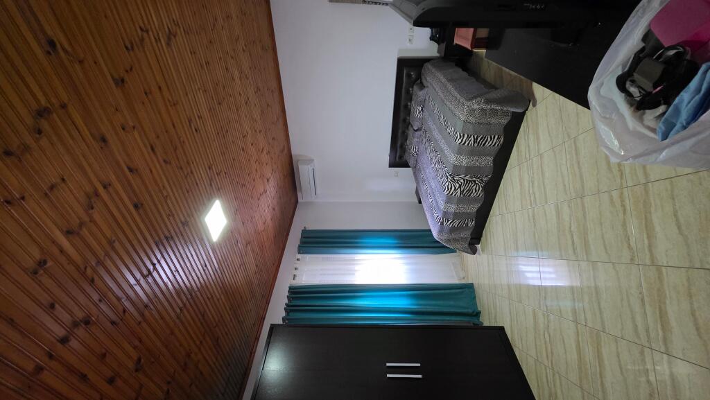 SHITET SUPER VILË NË  LUSHNJE