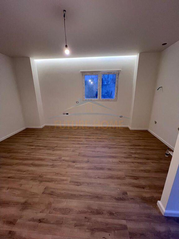 Shitet, Apartament 1+1, Materniteti i Ri