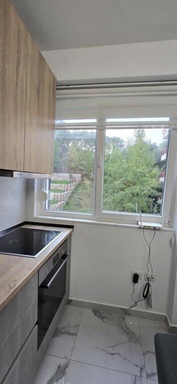 📣 JEPET ME QIRA APARTAMENT 2+1📌 Liqeni i Thatë, Rr. Hamdi Sina 💶 Qira: 60.000 lekë / muaj