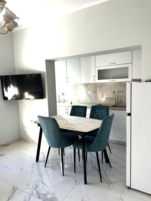 Apartament shumë i madhë në qendër të qytetit