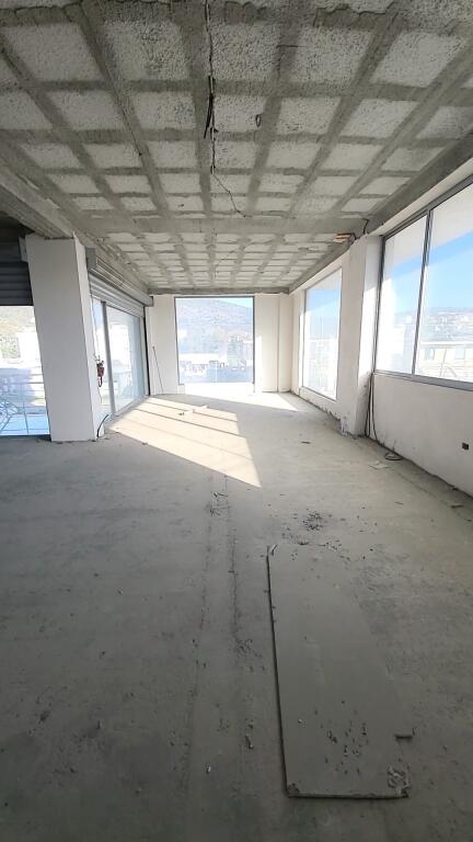 PRONË KOMERCIALE – MUNDËSI KTHIMI NË APARTAMENT / DHOMA PËR HOTELERI / AIRBNB