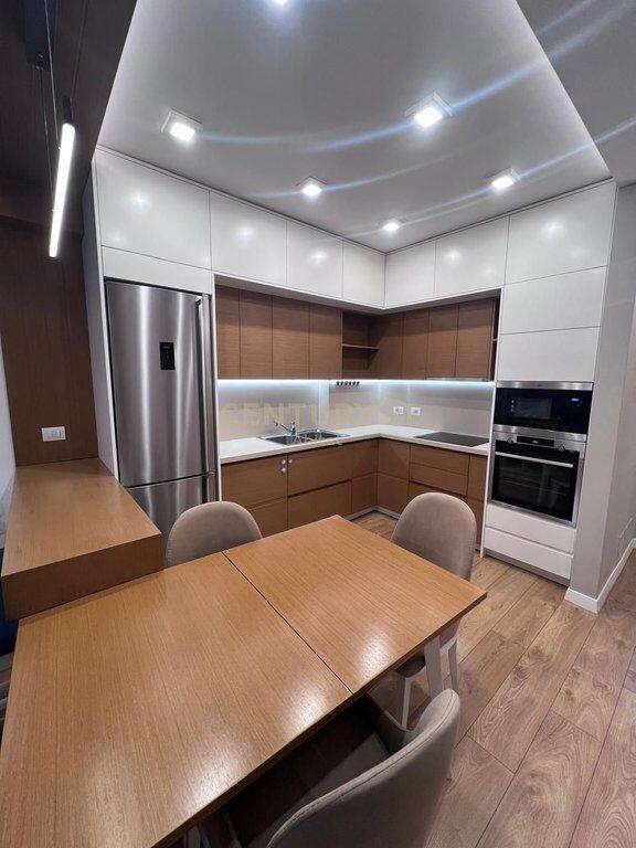 JEPET APARTAMENT 2+1+2 PËR QIRA – ISH FUSHA E AVIACIONIT, TIRANË