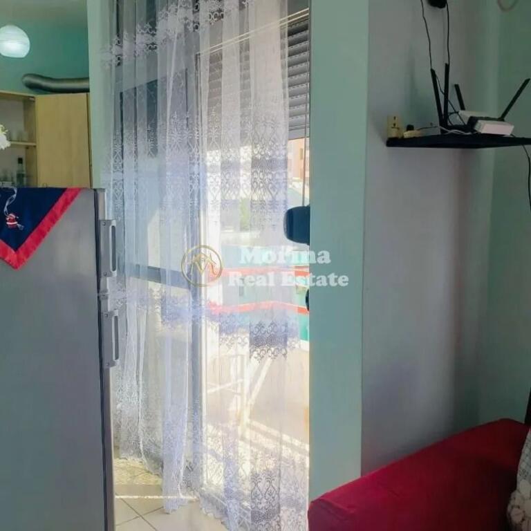 Qera, Apartament 1+1, Shkembi i Kavajes, 200 euro/muaj