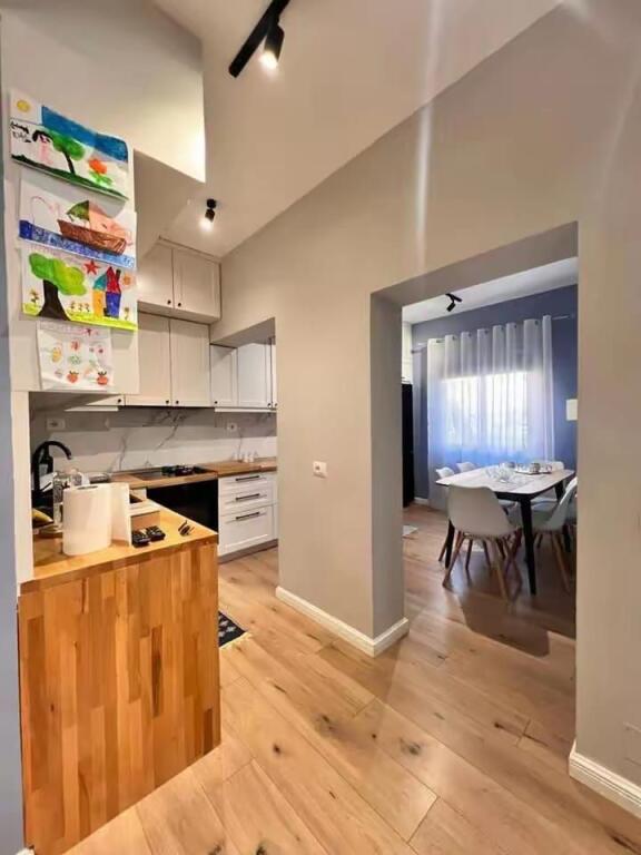 jepet vile me qera 2+1 ne qender durres