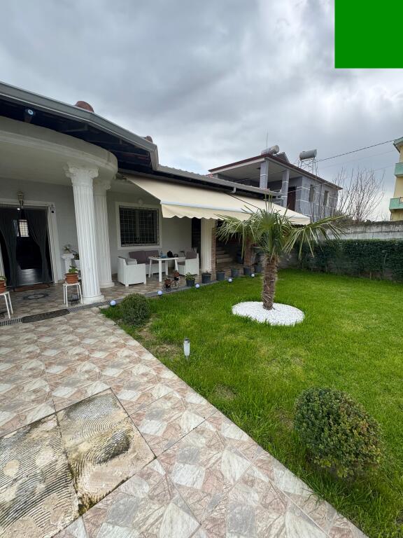 VILË NË SHITJE GOLEM LUSHNJE