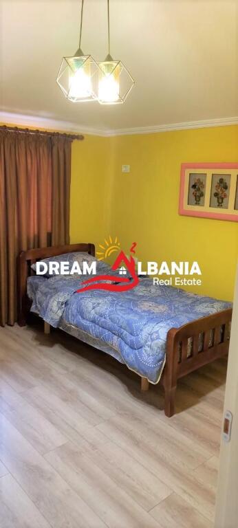 Affittasi villa 3+1+2 in via 3 Vllezerit Kondi vicino alle Ville Americane a Tirana (ID 4231273)