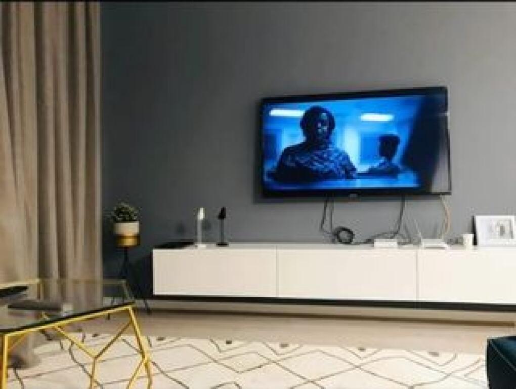 Apartment lluksoz te golden park 1+1 perballe Amerikan 3