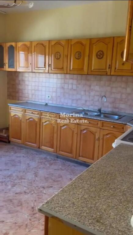 Qera | Vilë 4 + 1 | Rruga Spiro Çipi | 2000 €/muaj