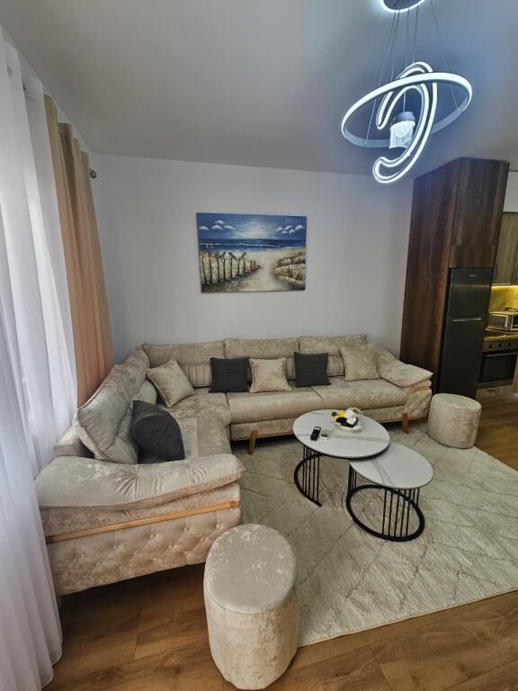 APARTAMENT 2+1 PER SHITJE NE ASTIR