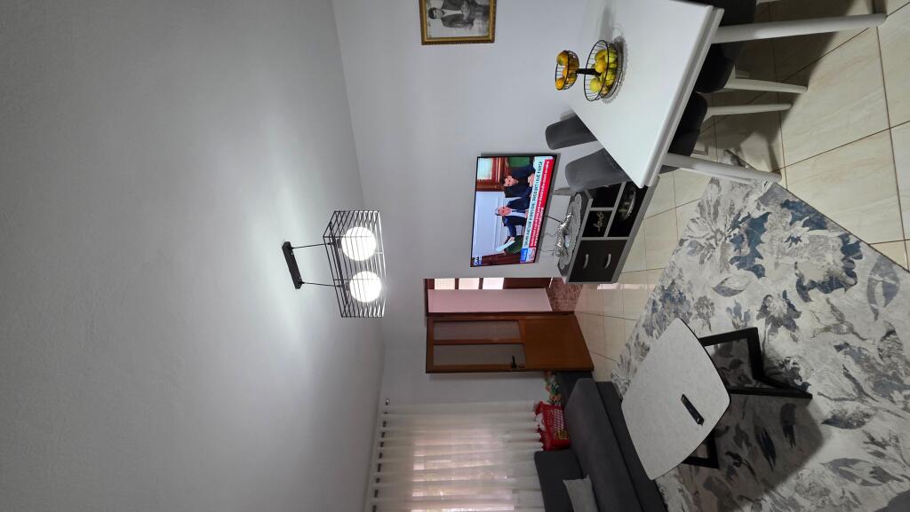 SHITET SUPER VILË NË  LUSHNJE