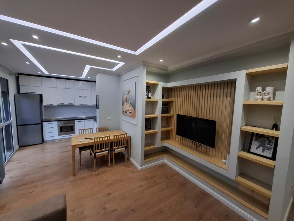 Apartament me qera 1+1 📍Zogu Zi, perballe karburant Gazheli