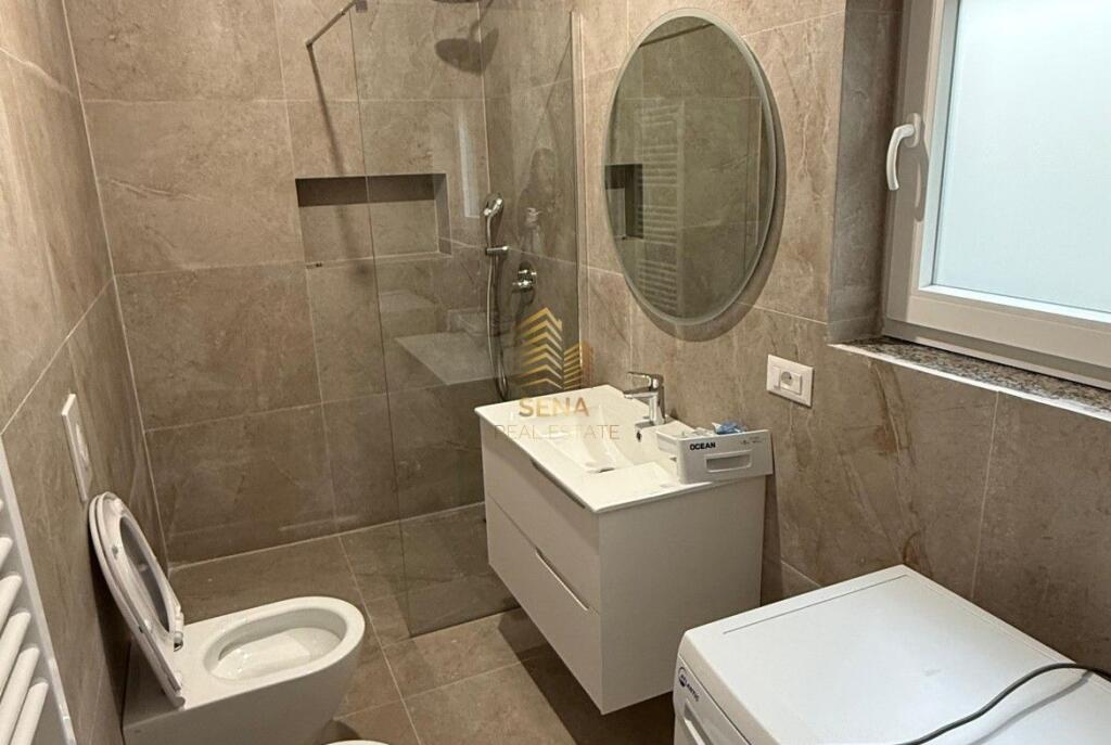 Qira, Apartament 1+1+verande+Post Parkimi, Komuna e Parisit -prane Kristal Center, 650 Euro/muaj i diskutueshem