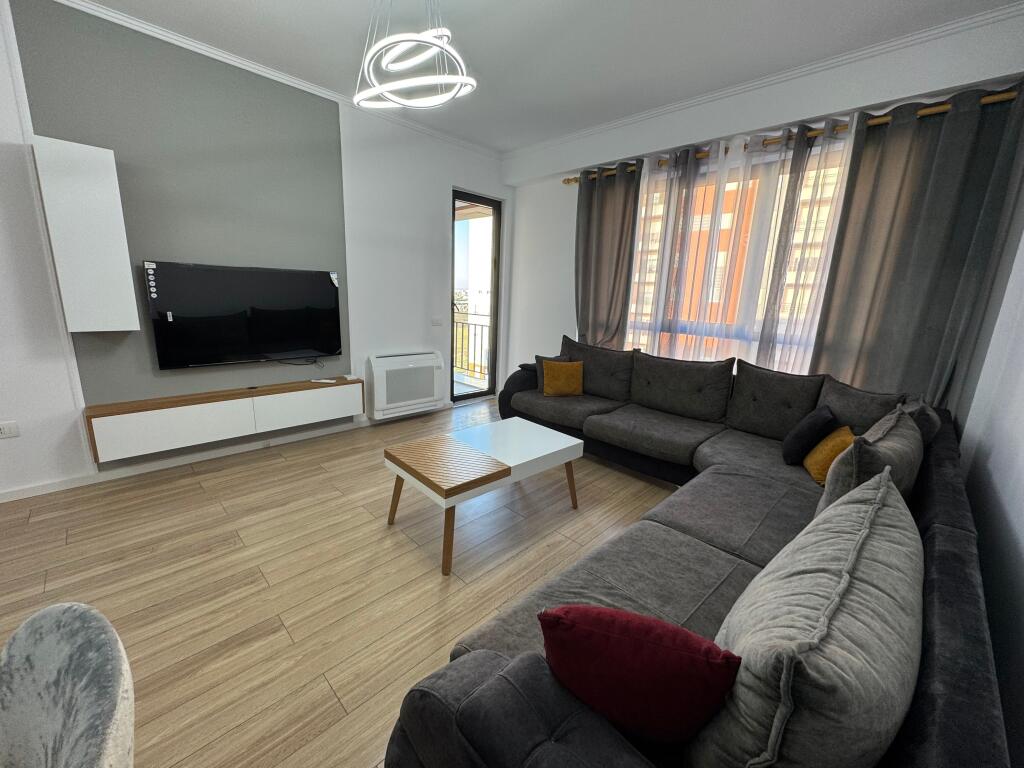 Apartment 1+1 for rent – Astir  Apartment 1+1 for rent, fully furnished with new furniture. The apartment is new, located on the 5th floor and has an area of 70 m².  📍 Address: Urban Gate Building, opposite Jolla Complex, Astir 💰 Price: 45000 lek / month