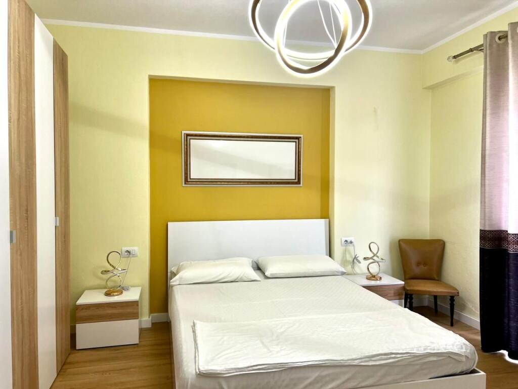 Appartamento 1+1 in Affitto a Lungo Termine - Lungomare, Vlore