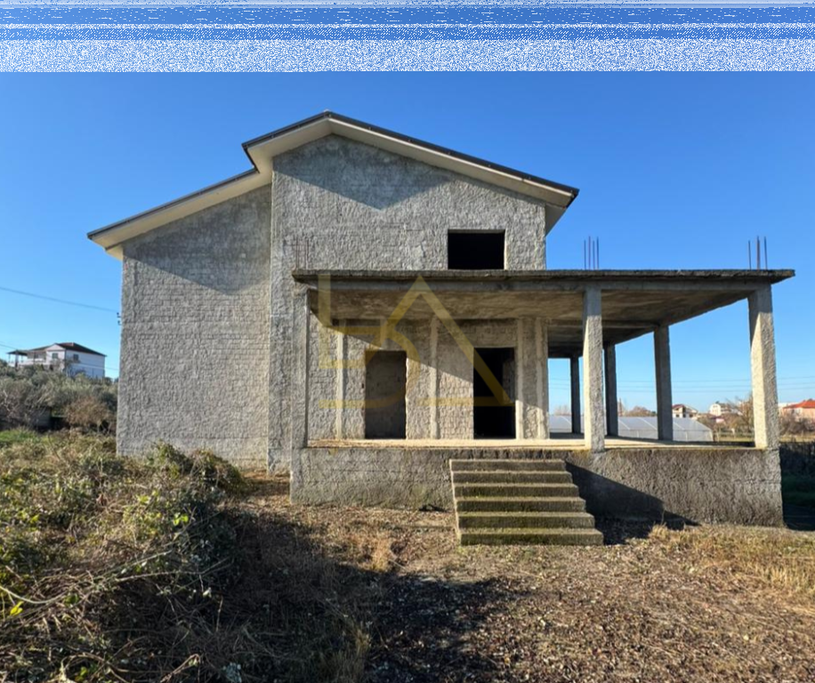 Shitet Vile me Tokë – Shijak, Durrës