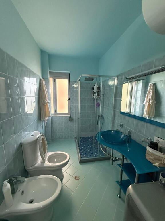 🏡 Në Shitje  Apartament 1+1  në Lungomare