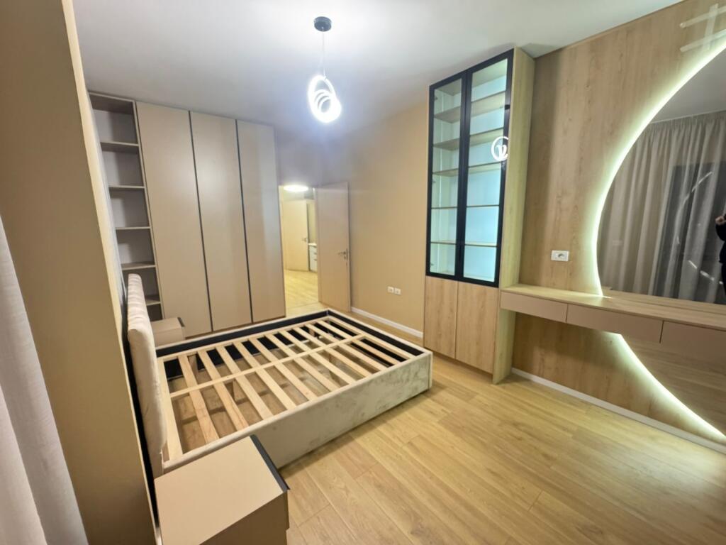 Shitet Apartament 2+1 Rrotondo Astirit prane Bar Soho