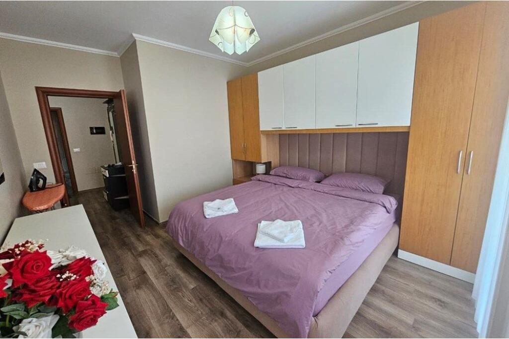 Apartament 1+1 tek Rruga e Kavajes