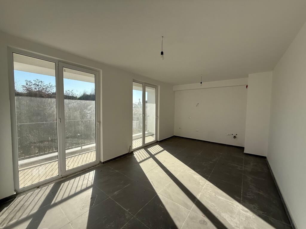 Apartment 2+1 for rent at 5 May street