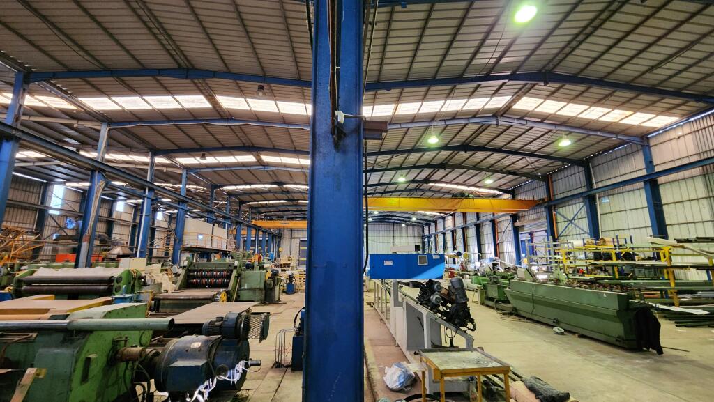 SHITET KAPANON TRUALL NDERTESE ZYRA LUSHNJE