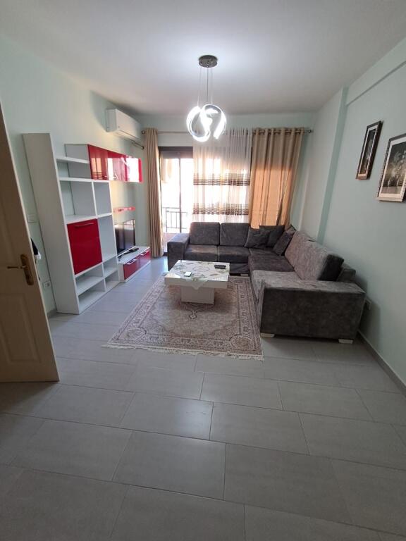 Apartament 2+1+2 me qera tek Vila L ne Astir