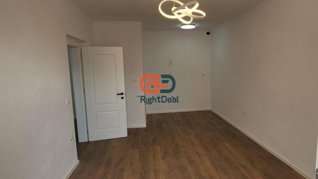 Vicino a 21 Dhjetori, Appartamento 1+1 Ideale Per Investimento E Per Abitare In Vendita !!