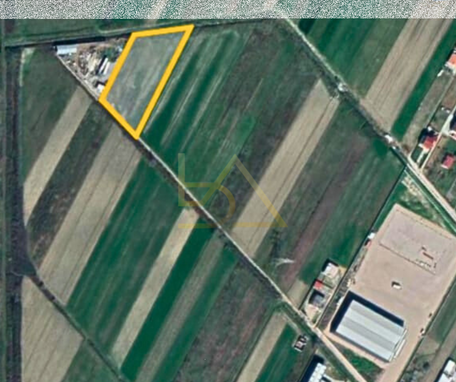 Shitet Tokë – Ahmetaq, Tiranë