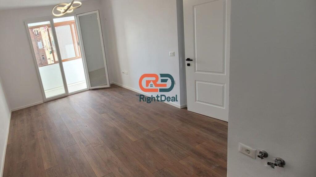 Vicino a 21 Dhjetori, Appartamento 1+1 Ideale Per Investimento E Per Abitare In Vendita !!