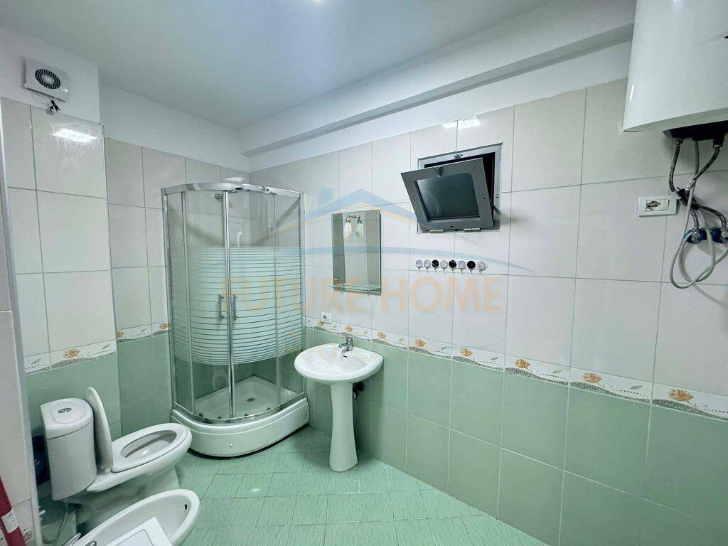Shitet , Apartament 2+1+2 Unaza e Re , Tirane