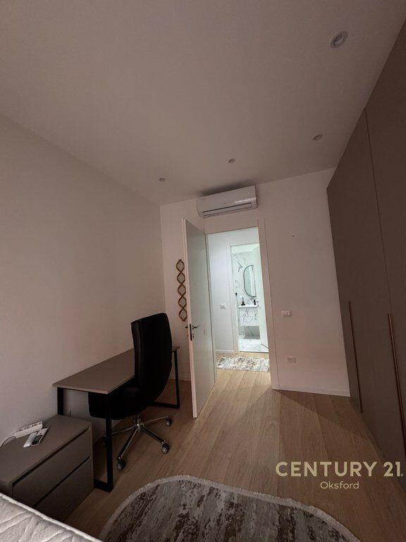 APARTAMENT PER QIRA 2+1+2+POST PARKIMI, TEK KOMPLEKSI "DELIORGJI"!