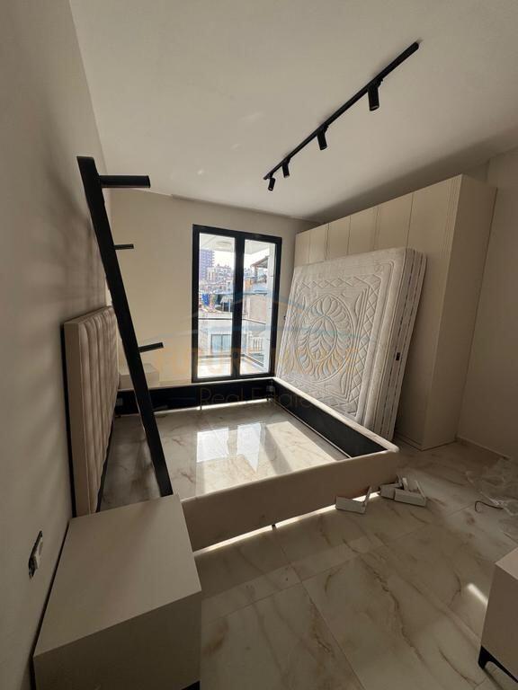 Qera, Apartament 2+1+2, rruga Naim Frasheri , Tirane