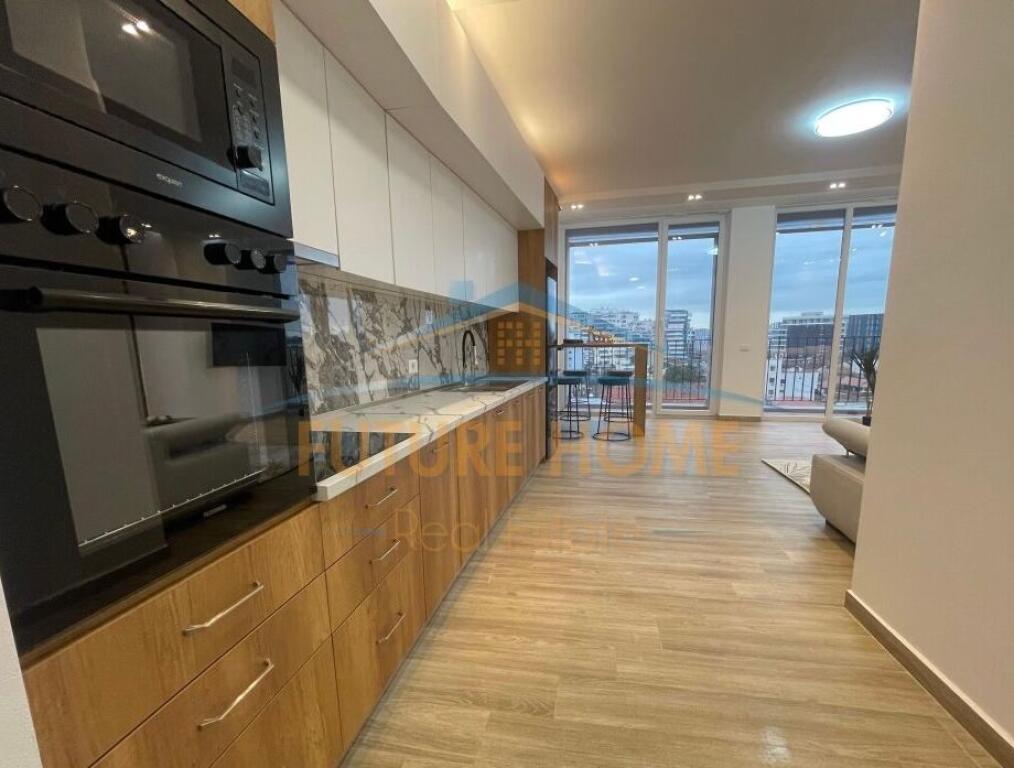 Qera, Apartament 2+1+2+Post Parkimi, Rruga Riza Cerova Tiranë