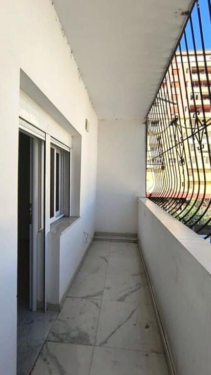 Apartament shumë i madhë në qendër të qytetit