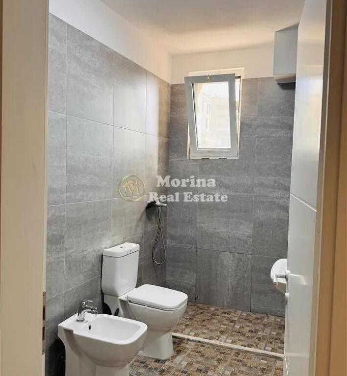 Qera | Ambjent Biznesi | Rruga Themistokli Gërmenji | 750 €/muaj