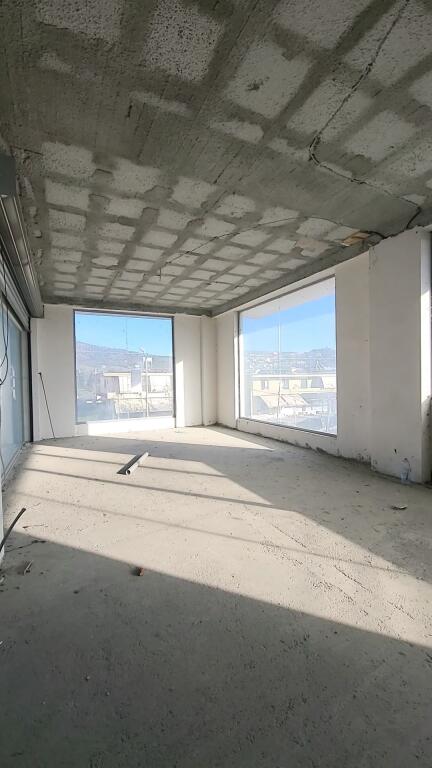 PRONË KOMERCIALE – MUNDËSI KTHIMI NË APARTAMENT / DHOMA PËR HOTELERI / AIRBNB