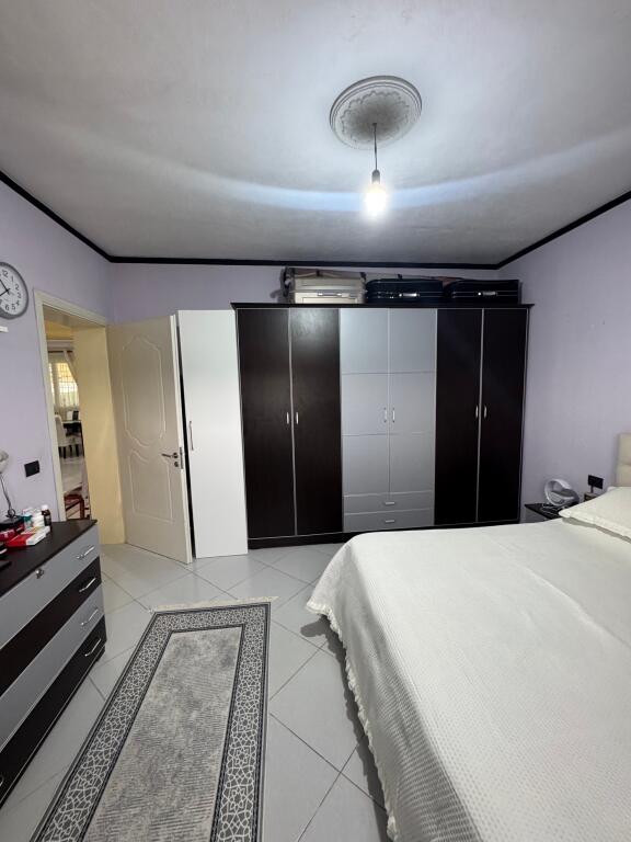 VILË NË SHITJE GOLEM LUSHNJE