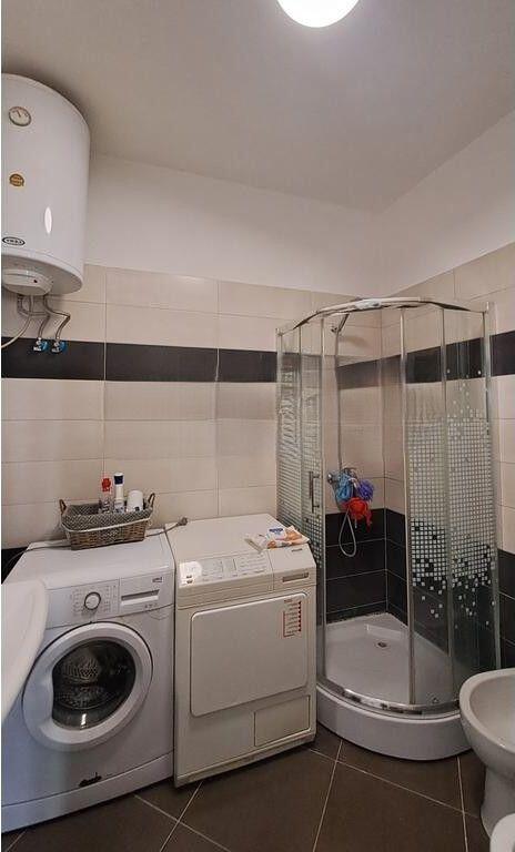 Apartament per qira 2+1  tek Kopshti Zoologjik 650 € /Muaj