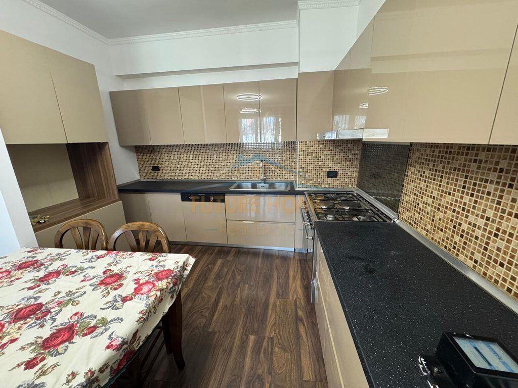 Affitto, Appartamento 1+1, Myslym Shyri, Tirana.