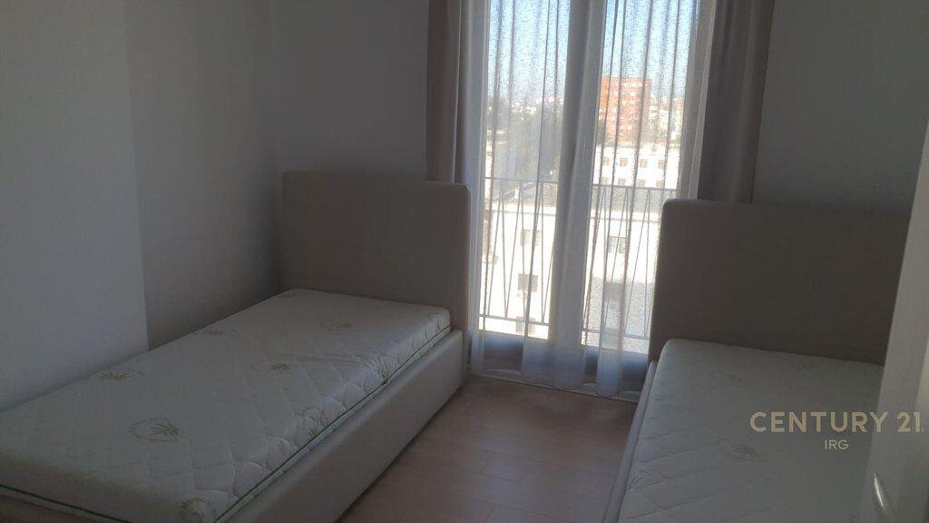 Apartament 2+1+2 me qira ne Rezidencen Zirkon, prane QSUT.