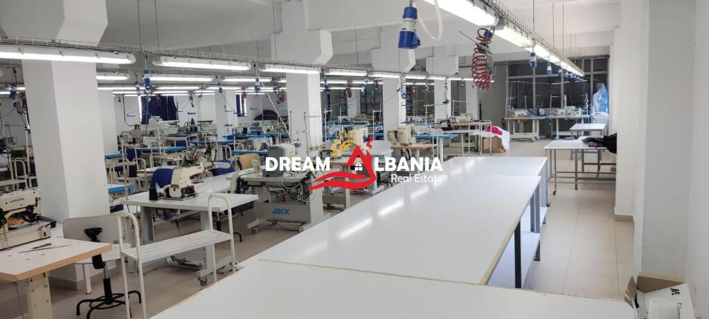 Magazzino in affitto a Kombinat vicino alla Fabbrica del Vetro a Tirana (ID 4281257)