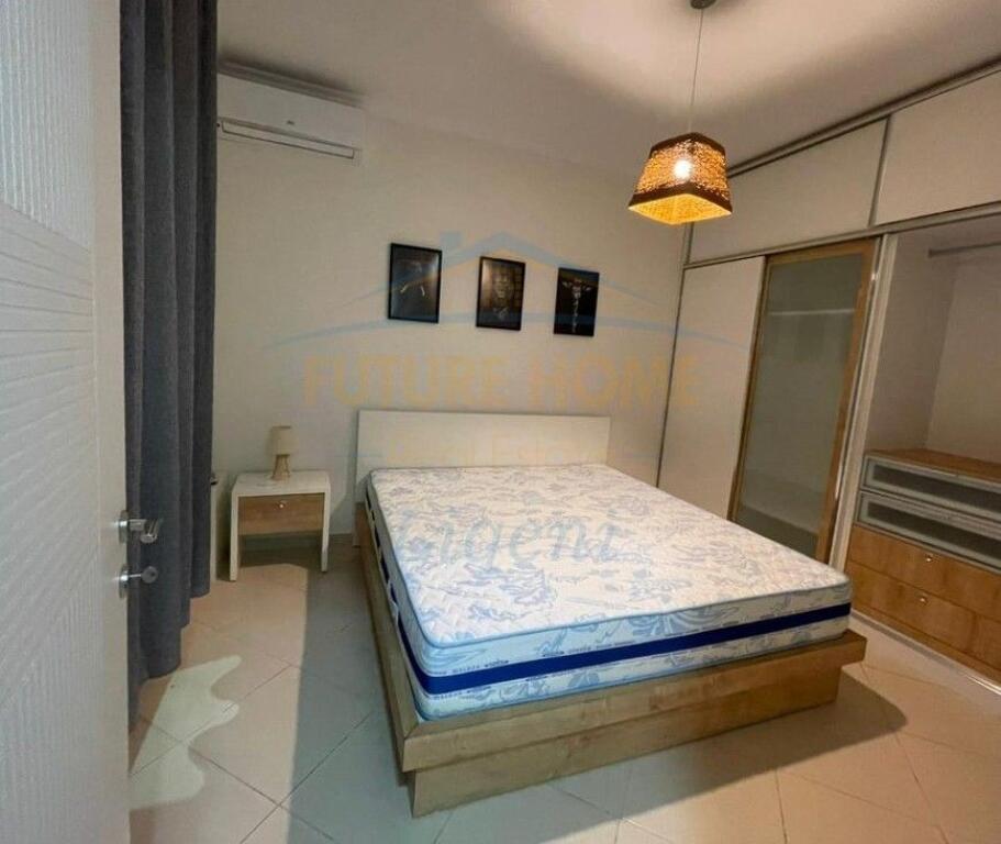 Rent, Apartment 1+1+PARKING SPACE, Kosovarëve Street, Tirana