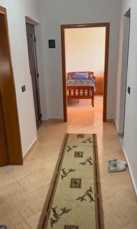 AFFITTASI 2+1+1 LAPRAKE VIA Pandi Dardha 52.000 LEKE