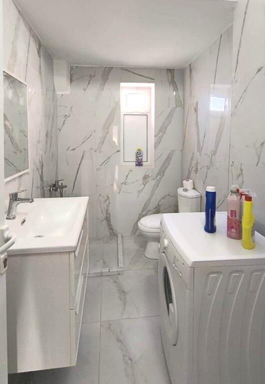 Apartament shumë i madhë në qendër të qytetit