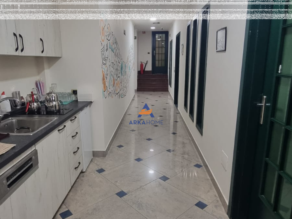 LOCALE IN AFFITTO 350M2 "PIAZZA WILLSON" 6000 EURO