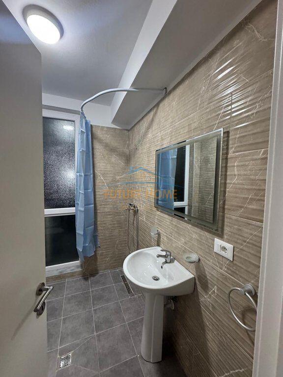 Qera, Apartament 2+1, Rruga 5 Maji, Tiranë.