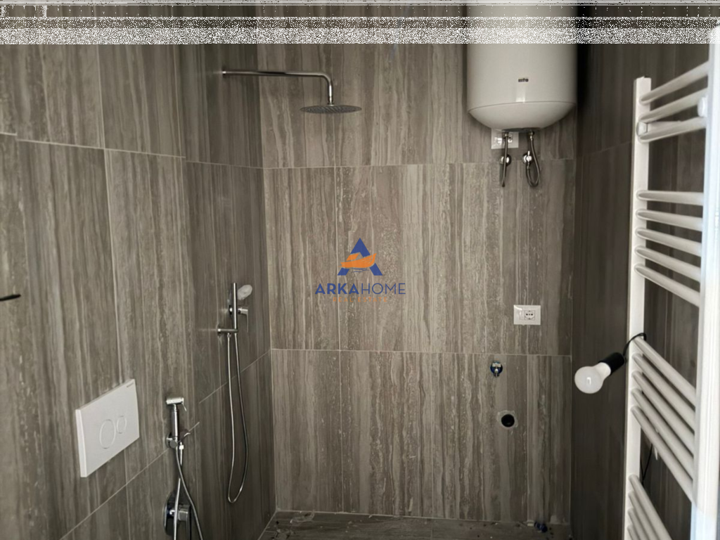 JEPET ME QERA APARTAMENT 1+1+ BALLKON "MYSLYM SHYRI" 70.000 LEKE