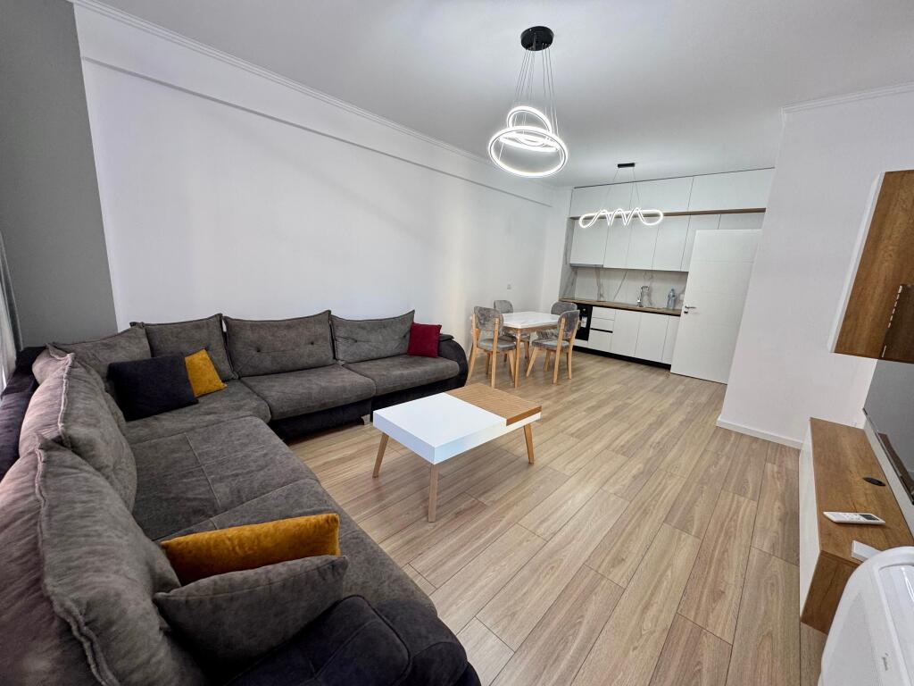 Jepet me qira apartament 1+1 – Astir