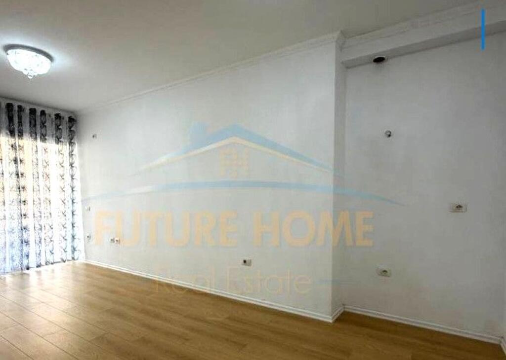 In vendita, Appartamento 2+1, Fresk, Tirana